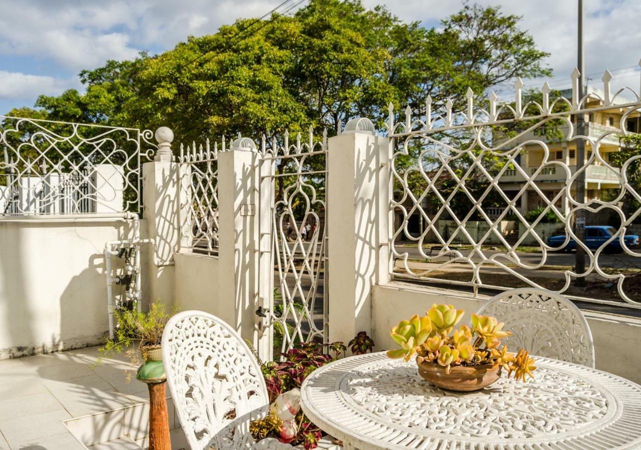 Casa Fajardo Miramar Hotel Havana Exterior photo